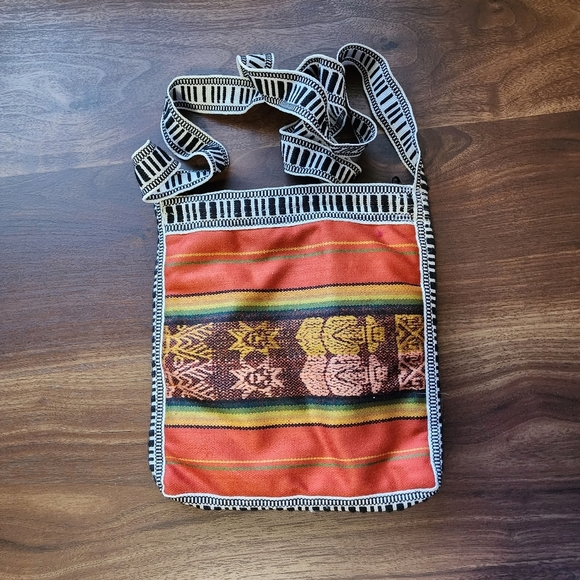Ecuador Imported Crossbody - Picture 2 of 8